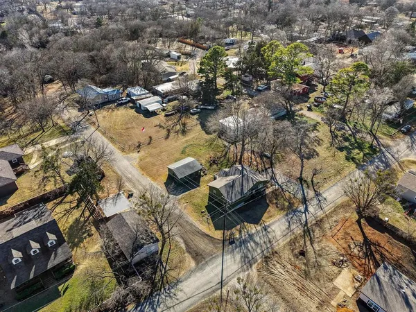 $249,900 | 210 Hiland Lane, Pottsboro, TX 75076