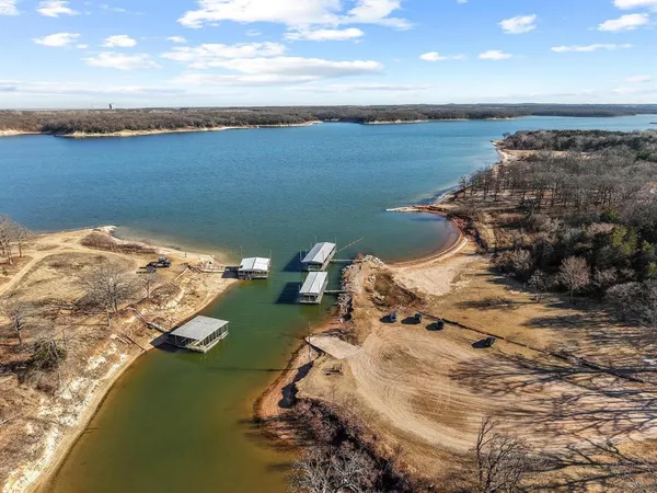 $249,900 | 210 Hiland Lane, Pottsboro, TX 75076
