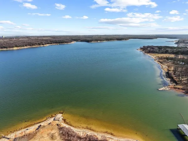 $249,900 | 210 Hiland Lane, Pottsboro, TX 75076