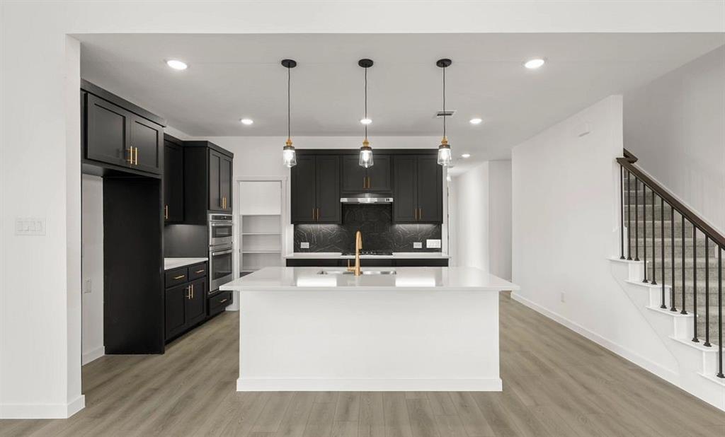 908 Colgate Circle Princeton, TX 75407 - Photo 5 of 14 Kitchen Representative Photo featuring the Noir Collection