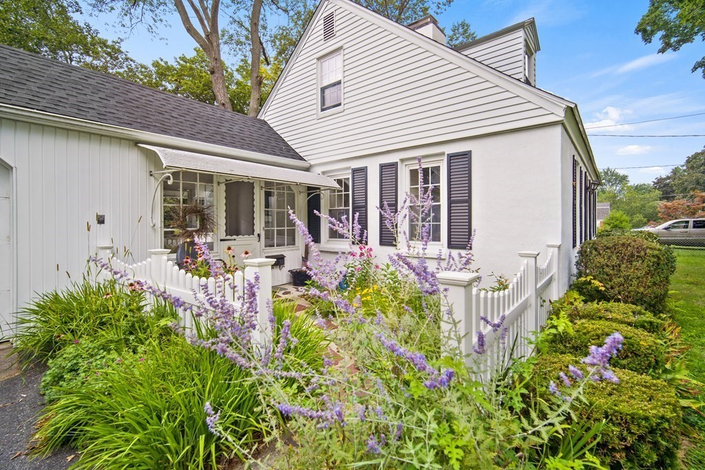 112 West Allen Ridge Road Springfield, MA 01118 - Photo 18 of 30 Gallery Image 18