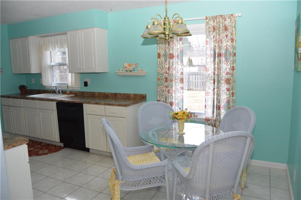1316 Stafford Road Plainfield, IN 46168 - Photo 6 of 22 Gallery Image 6