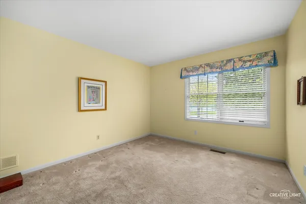 $450,000 | 1 Glengarry Lane, Sugar Grove, IL 60554