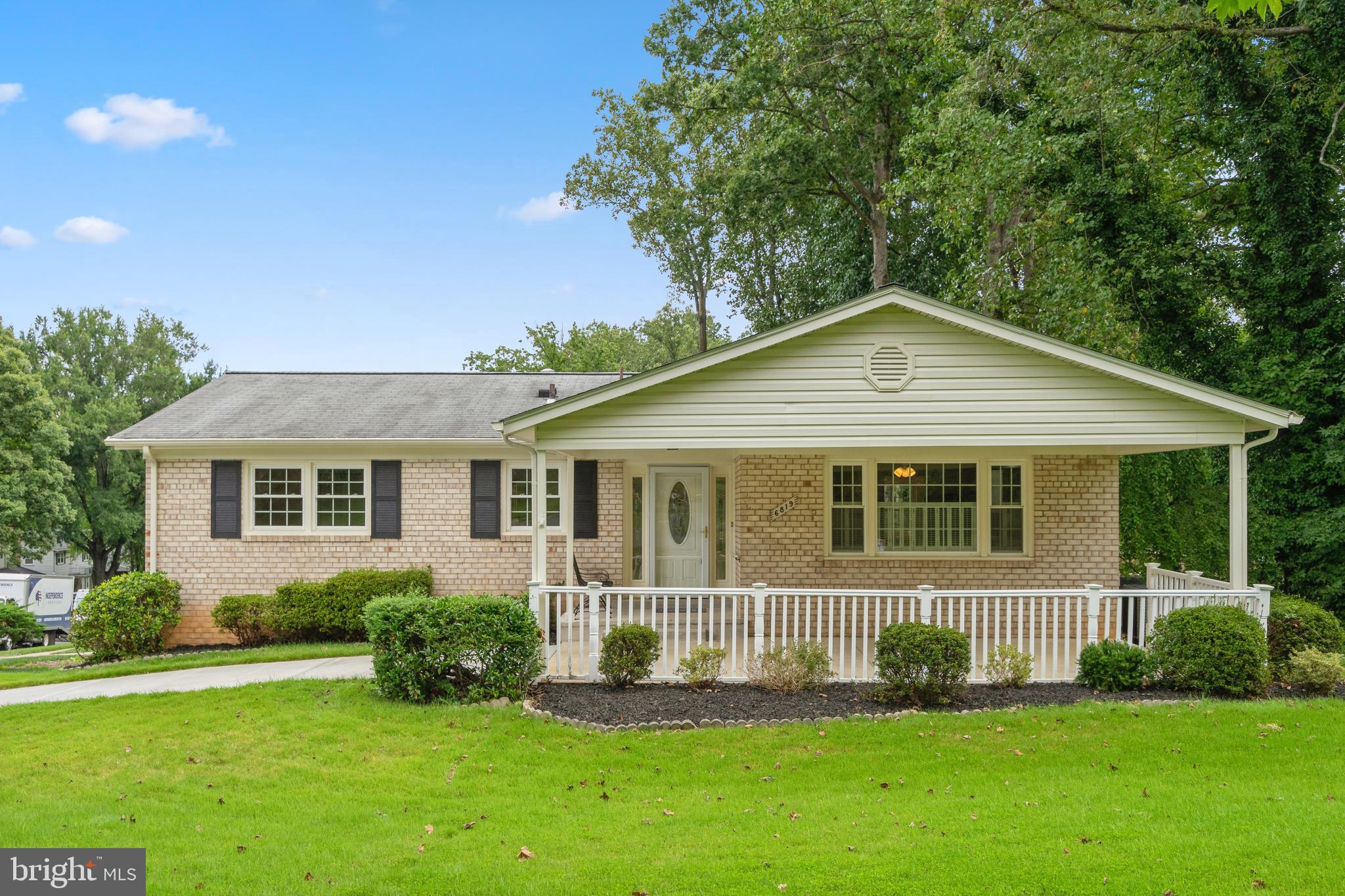 6819 Reynard Drive Springfield, VA 22152 - Photo 1 of 43 Gallery Image 1