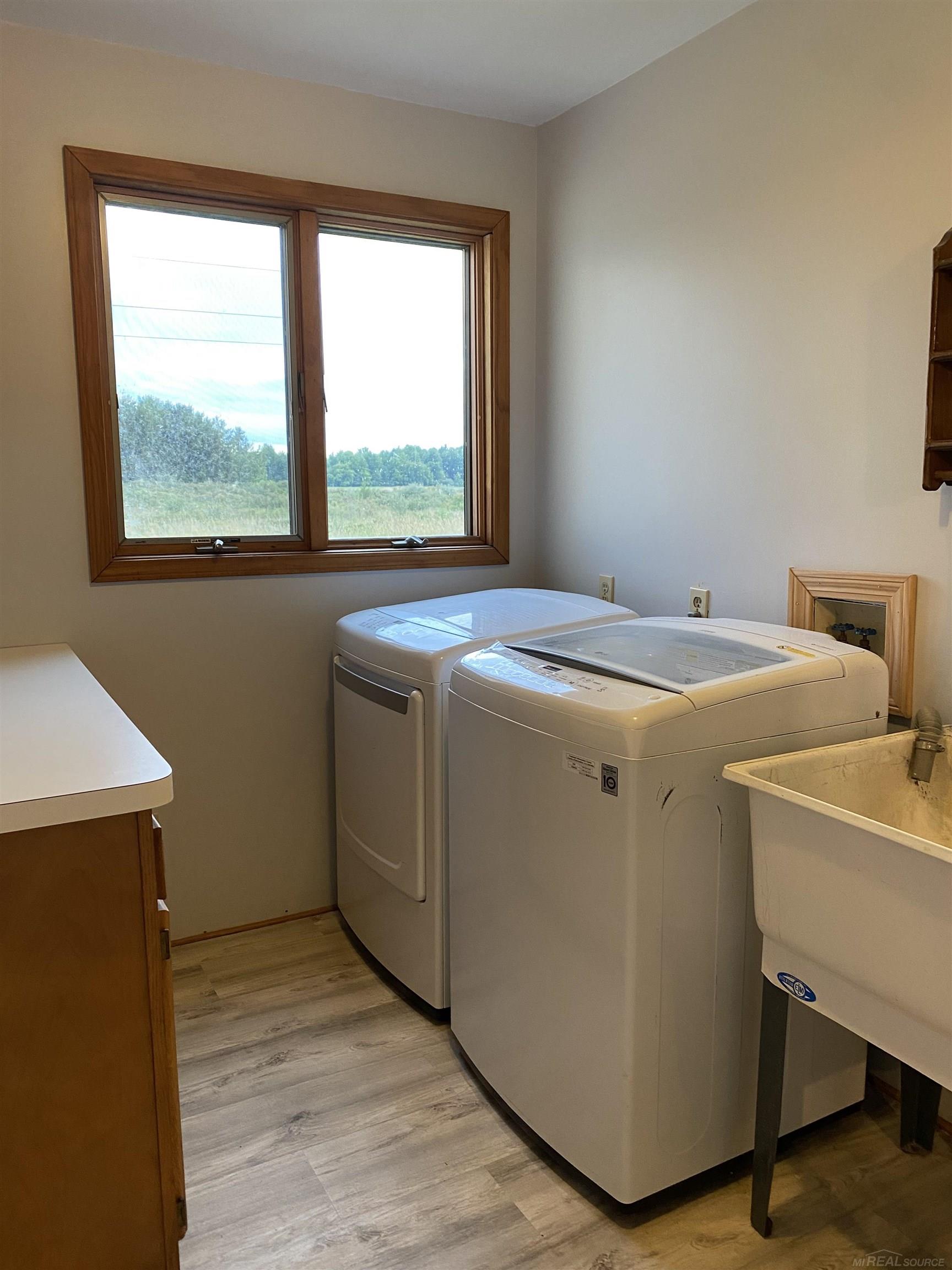 1259 Kinney Road Memphis, MI 48041 - Photo 24 of 49 50117563-23.JPG