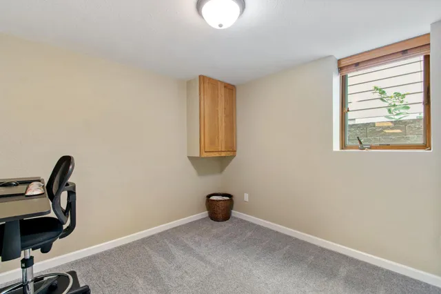 $3,000 | 1605 Pennsylvania Avenue South, St. Louis Park, MN 55426