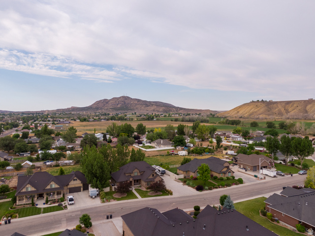 3565 West 1350th Street North Vernal, UT 84078 - Photo 5 of 54 Expansive neighborhood featuring mature trees and established residences
