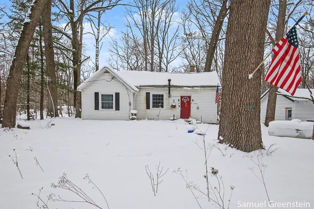 $239,000 | 1258 56th Street, Fennville, MI 49408