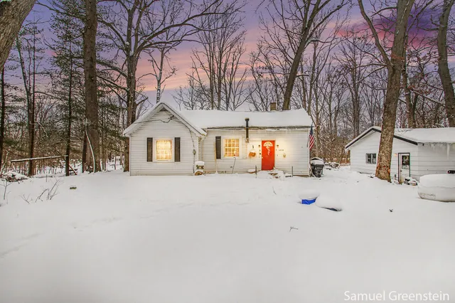 $239,000 | 1258 56th Street, Fennville, MI 49408