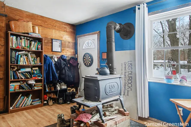 $239,000 | 1258 56th Street, Fennville, MI 49408