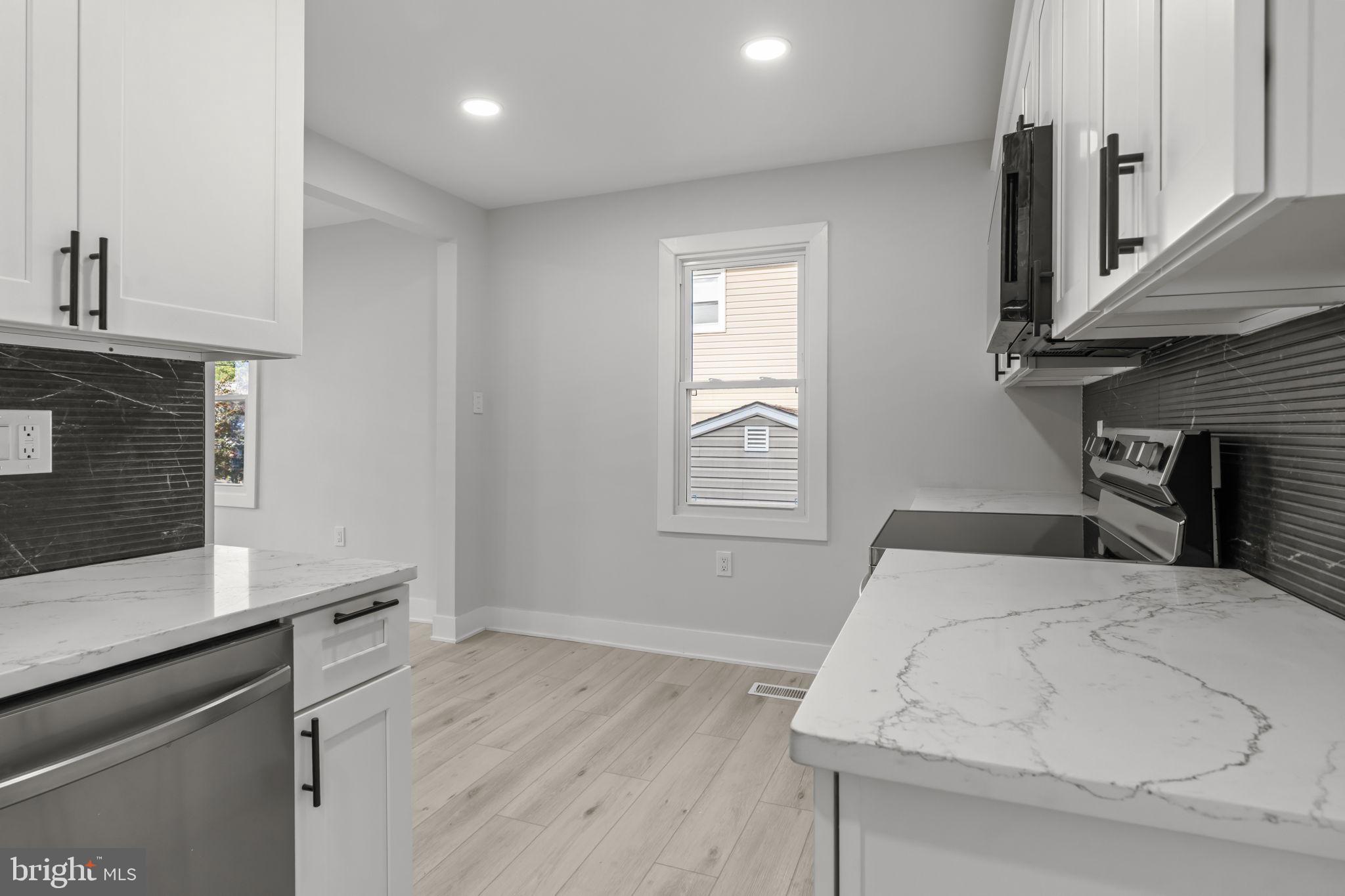 9319 Jackson Street Philadelphia, PA 19114 - Photo 13 of 41