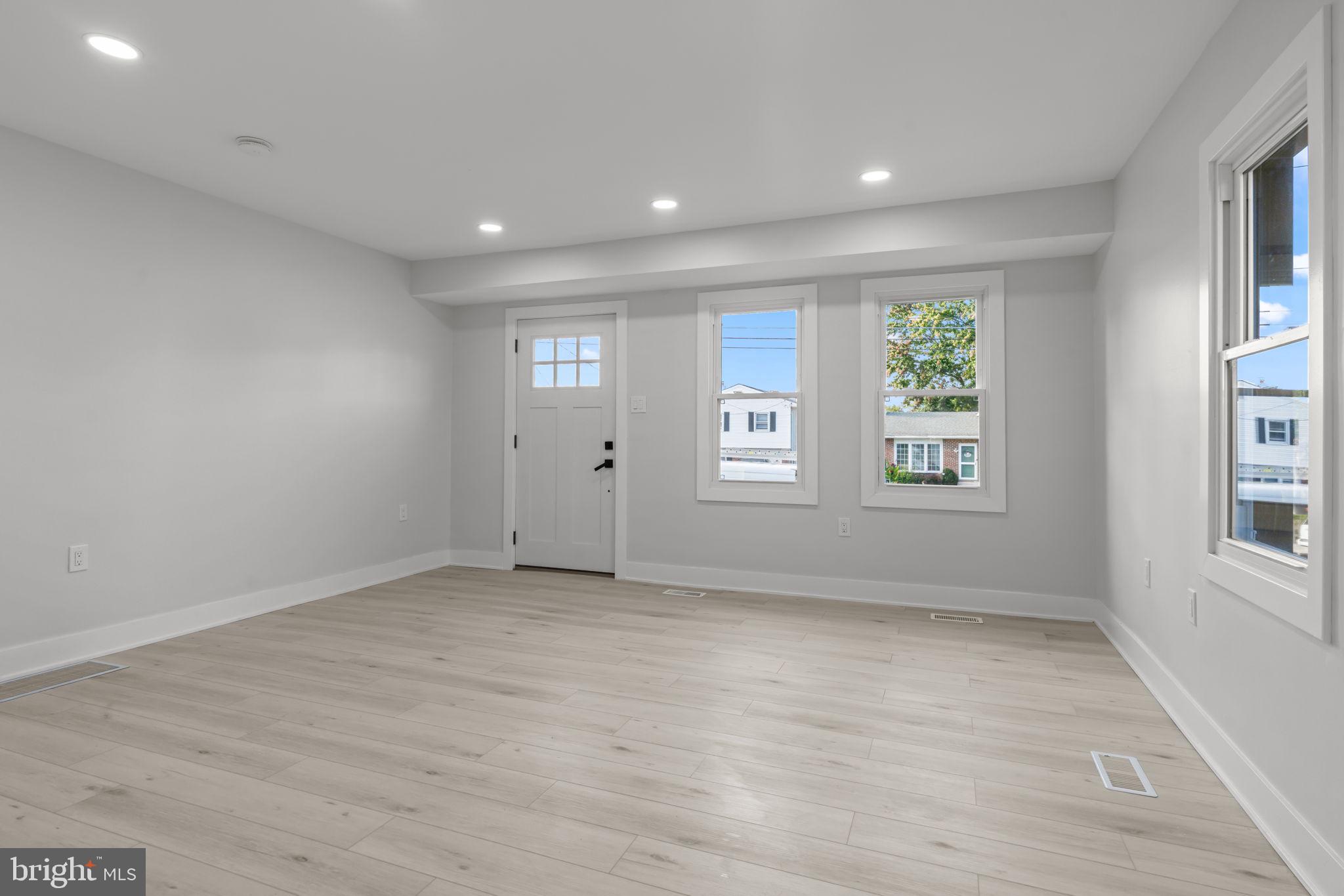 9319 Jackson Street Philadelphia, PA 19114 - Photo 19 of 41