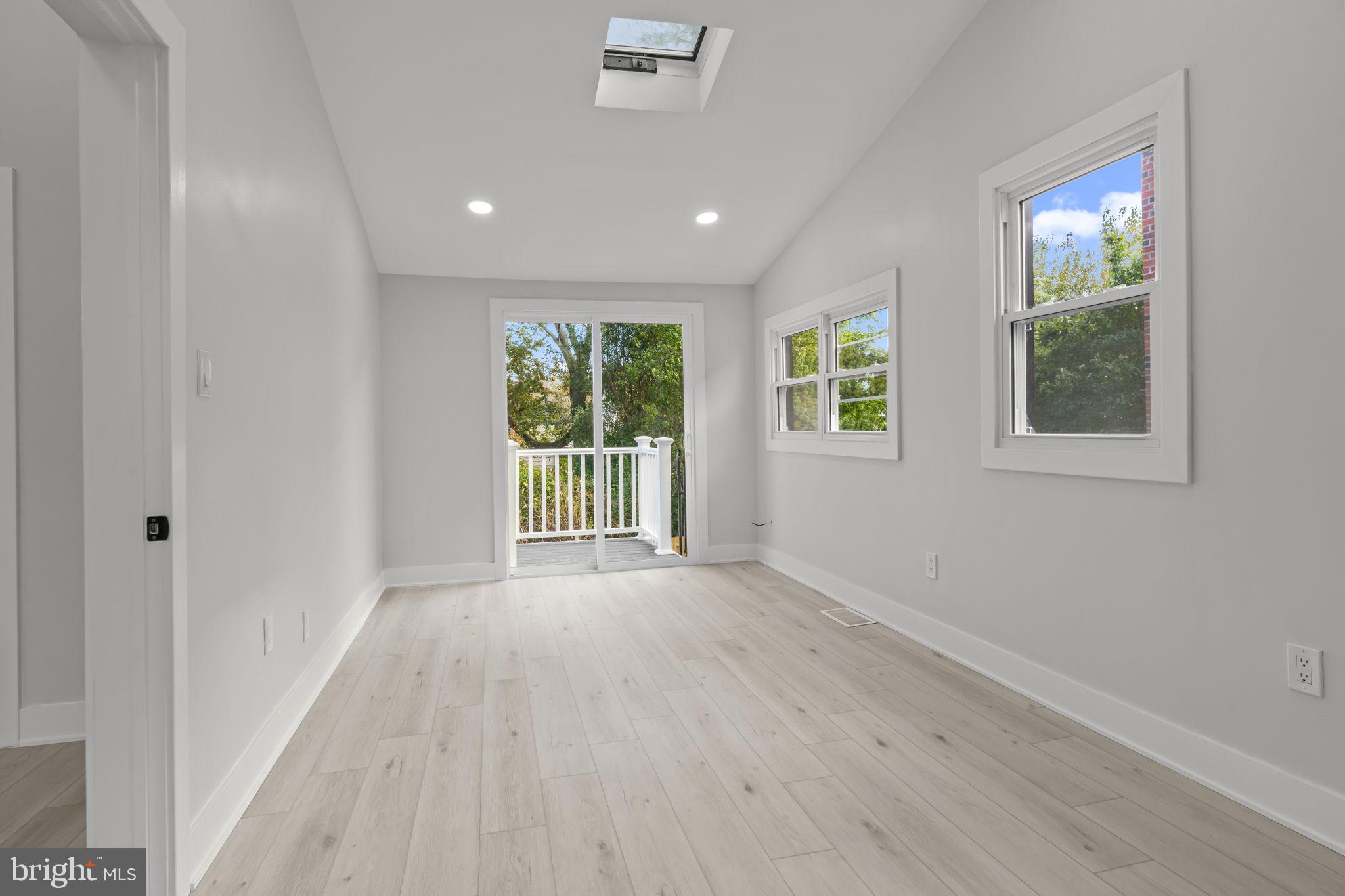 9319 Jackson Street Philadelphia, PA 19114 - Photo 26 of 41