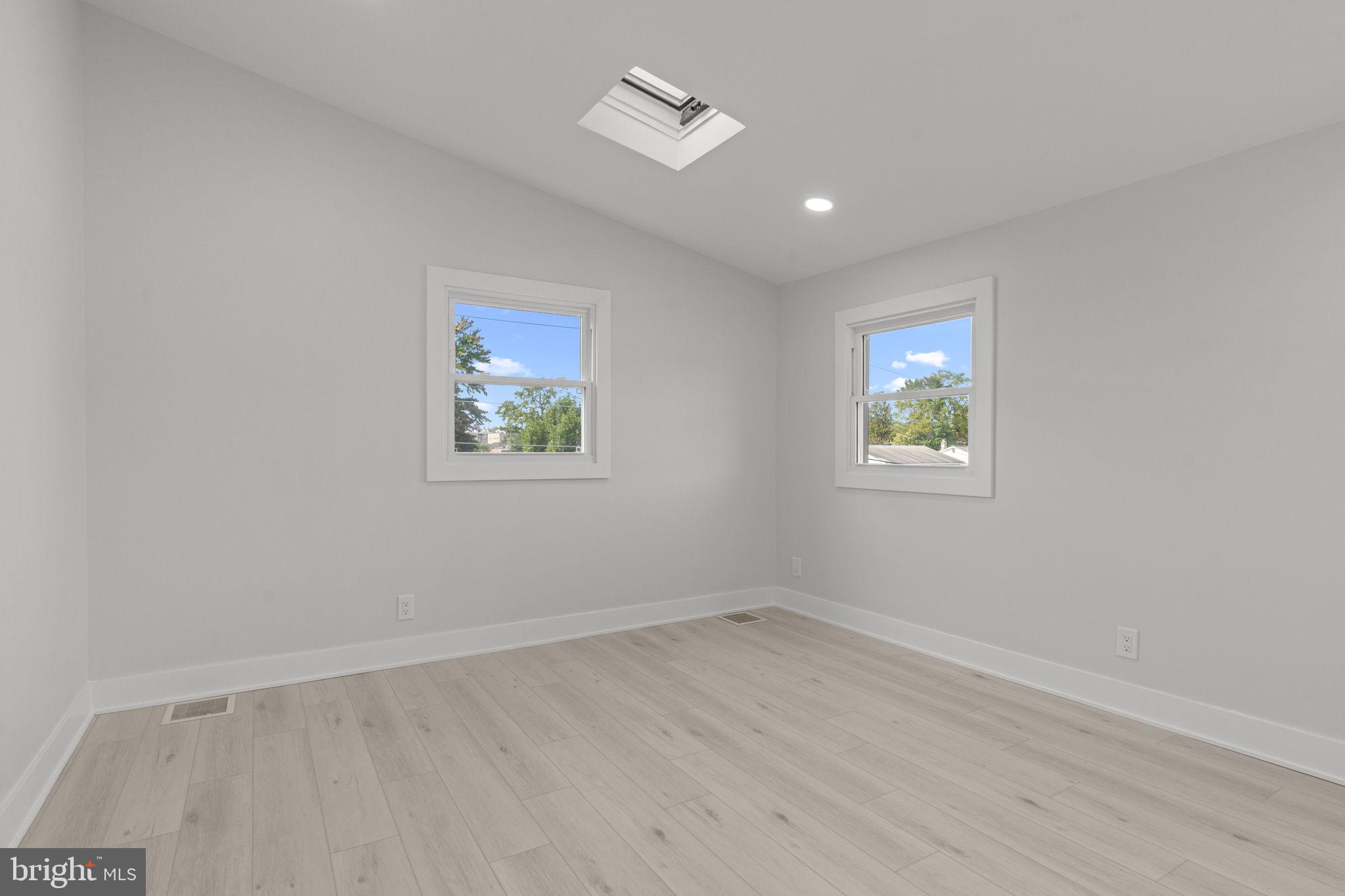 9319 Jackson Street Philadelphia, PA 19114 - Photo 29 of 41