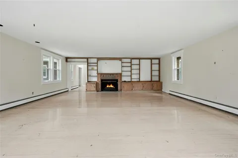 $1,575,000 | 54 Cove Road, Huntington, NY 11743