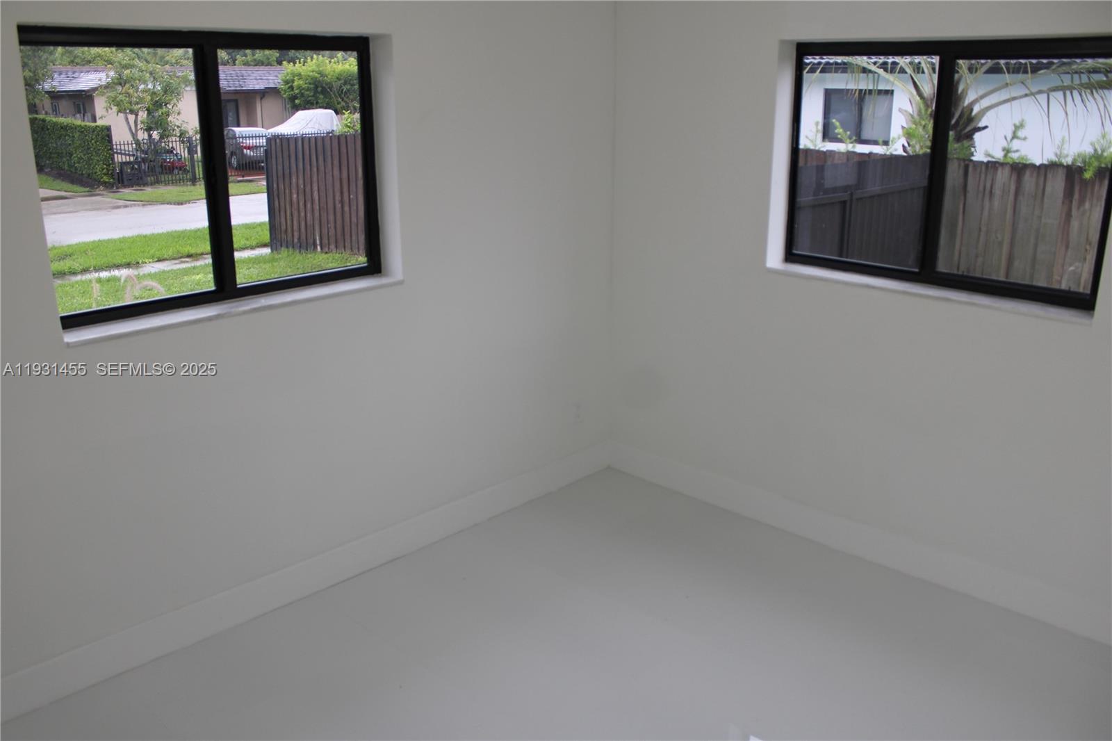 7630 Southwest 94th Avenue Miami, FL 33173 - Photo 12 of 29
