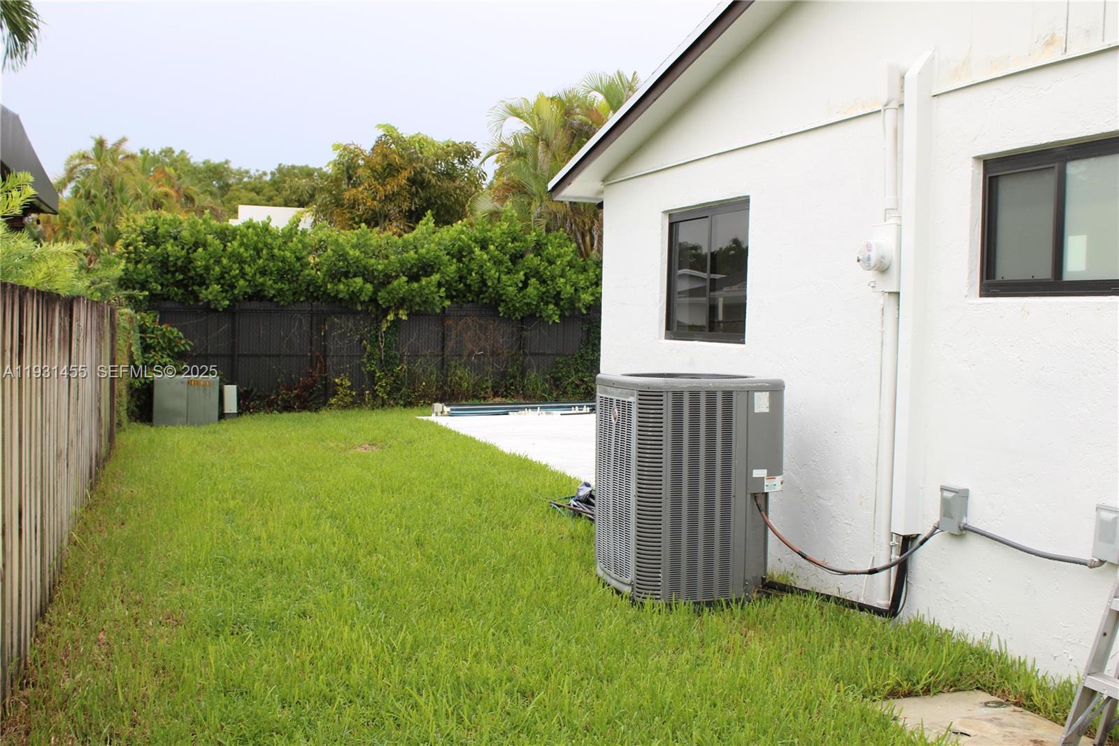 7630 Southwest 94th Avenue Miami, FL 33173 - Photo 26 of 29