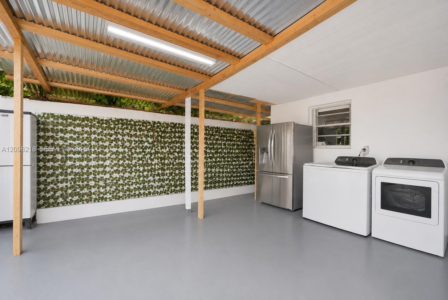 3233 Southwest 25th Street, Unit 2 Miami, FL 33133 - Photo 21 of 23 Gallery Image 21