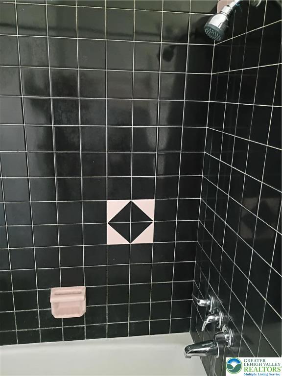 24 North 13th Street Allentown, PA 18102 - Photo 18 of 38