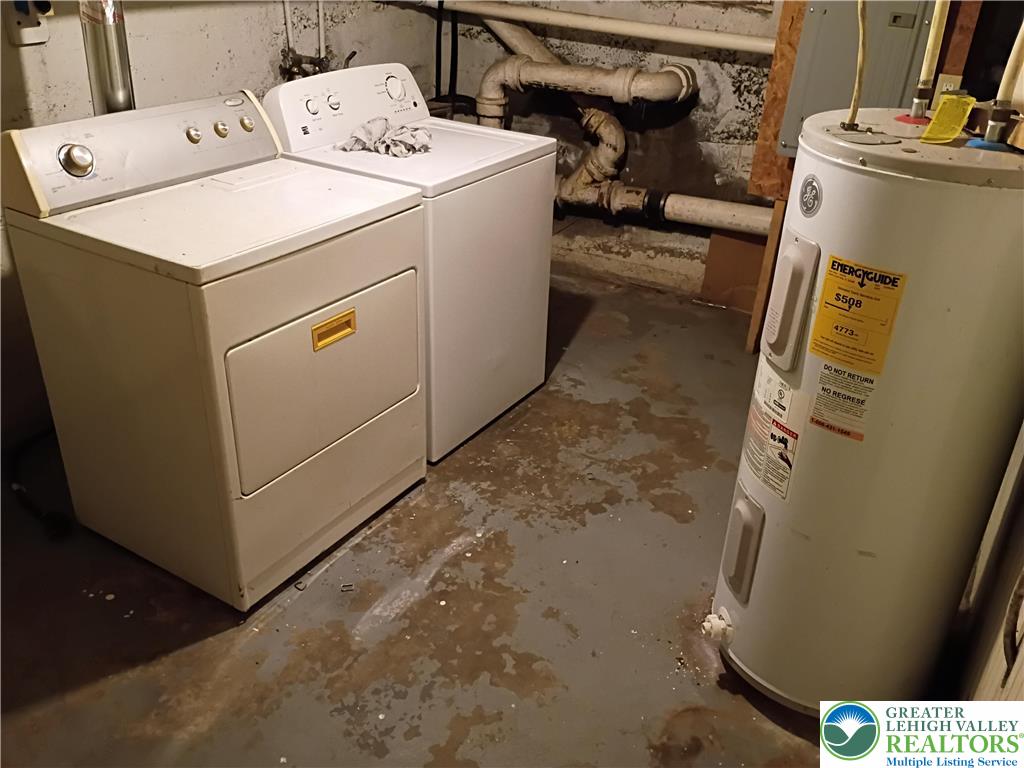 24 North 13th Street Allentown, PA 18102 - Photo 32 of 38 a utility room with dryer and washer