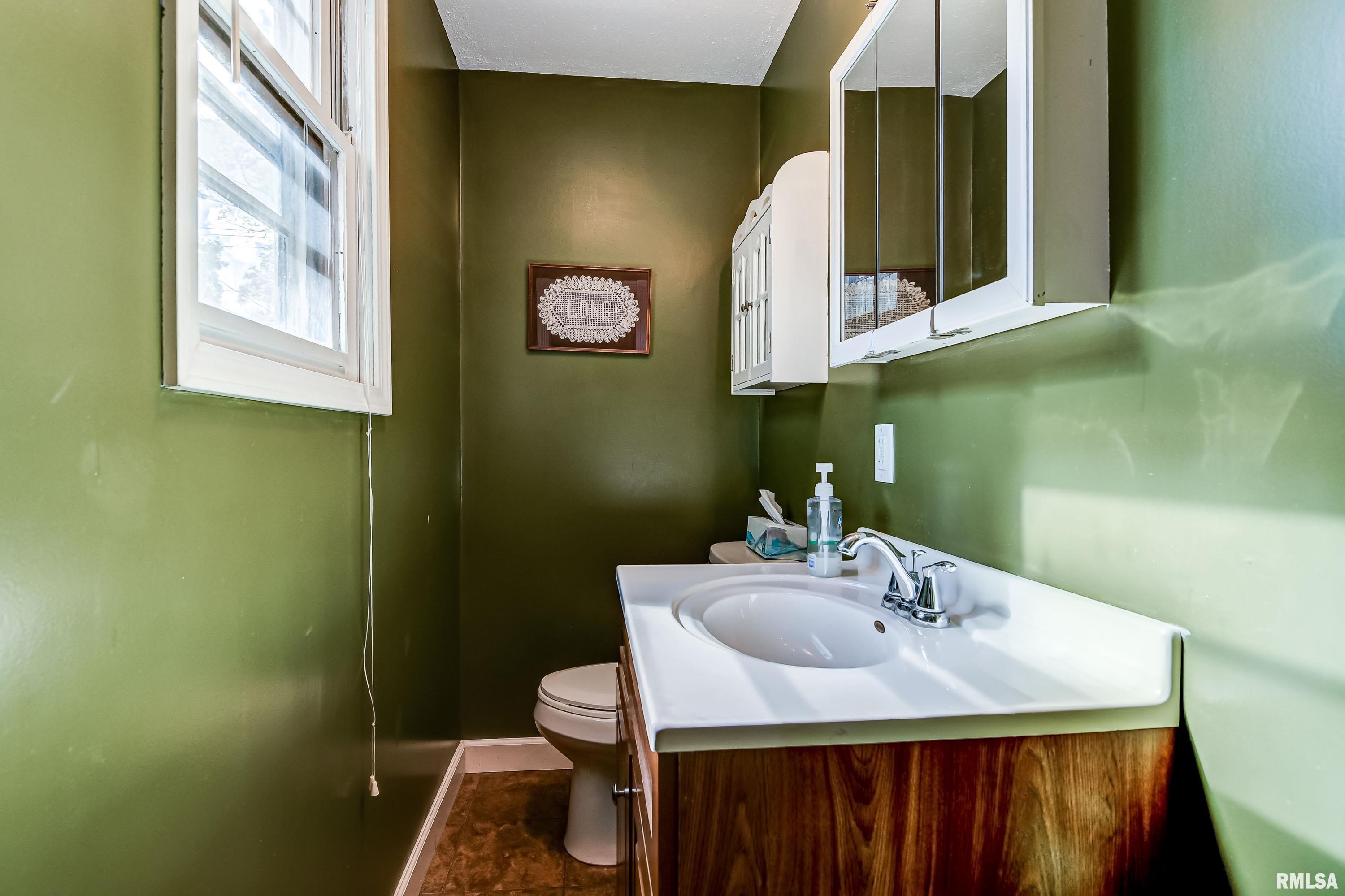 2041 South 5th Street Springfield, IL 62703 - Photo 17 of 32