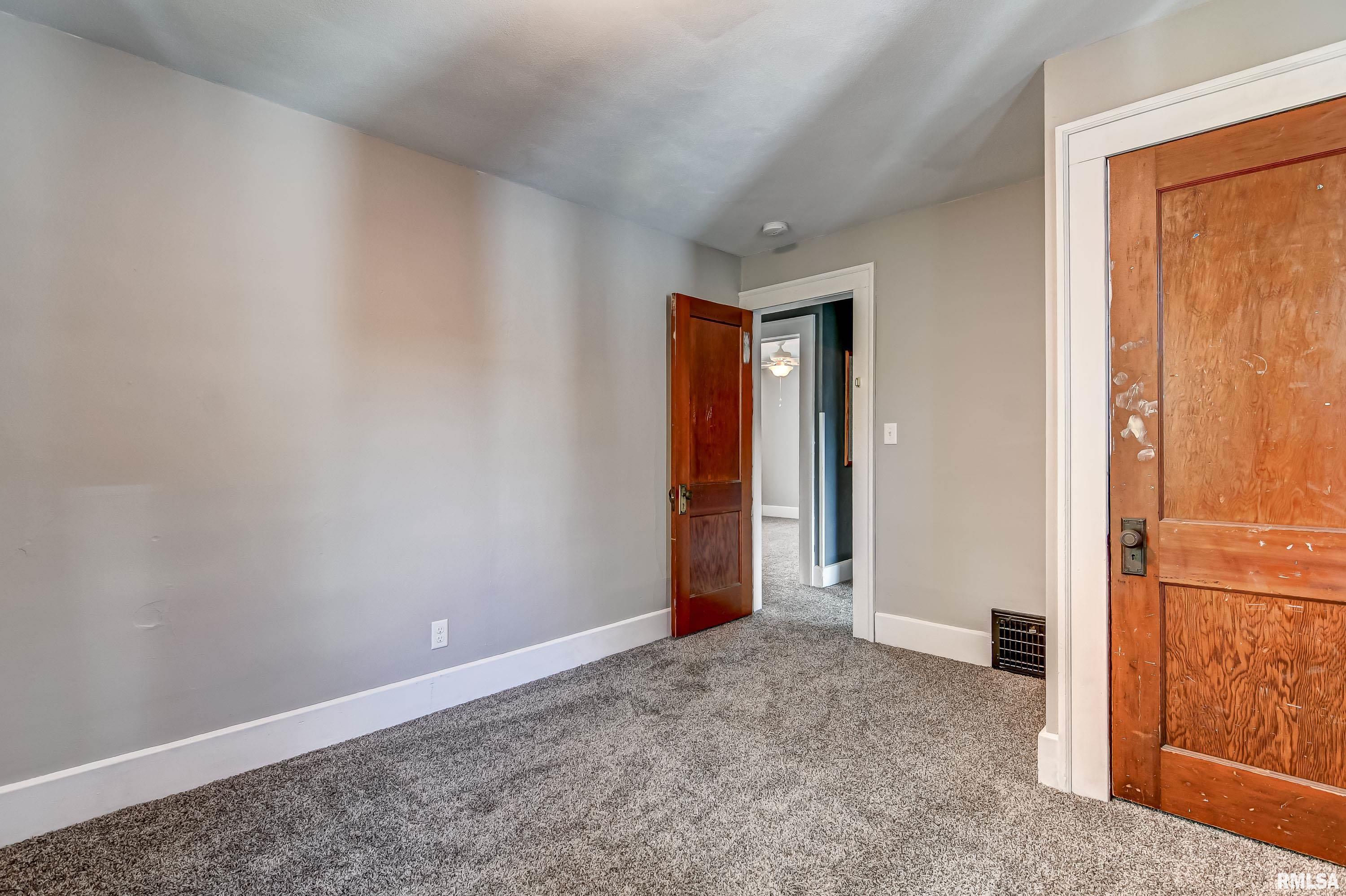 2041 South 5th Street Springfield, IL 62703 - Photo 25 of 32
