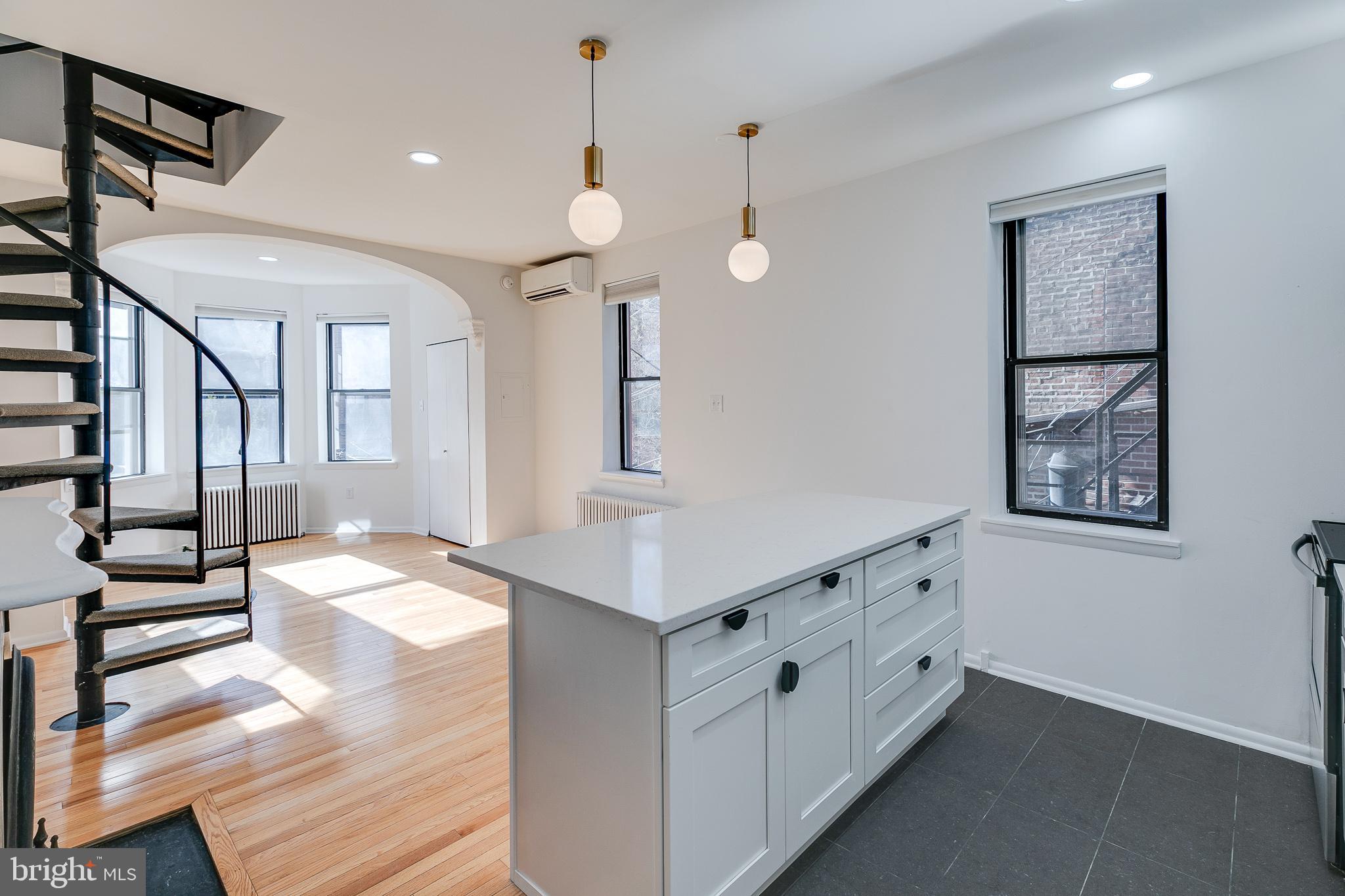 2318 Spruce Street Philadelphia, PA 19103 - Photo 9 of 18