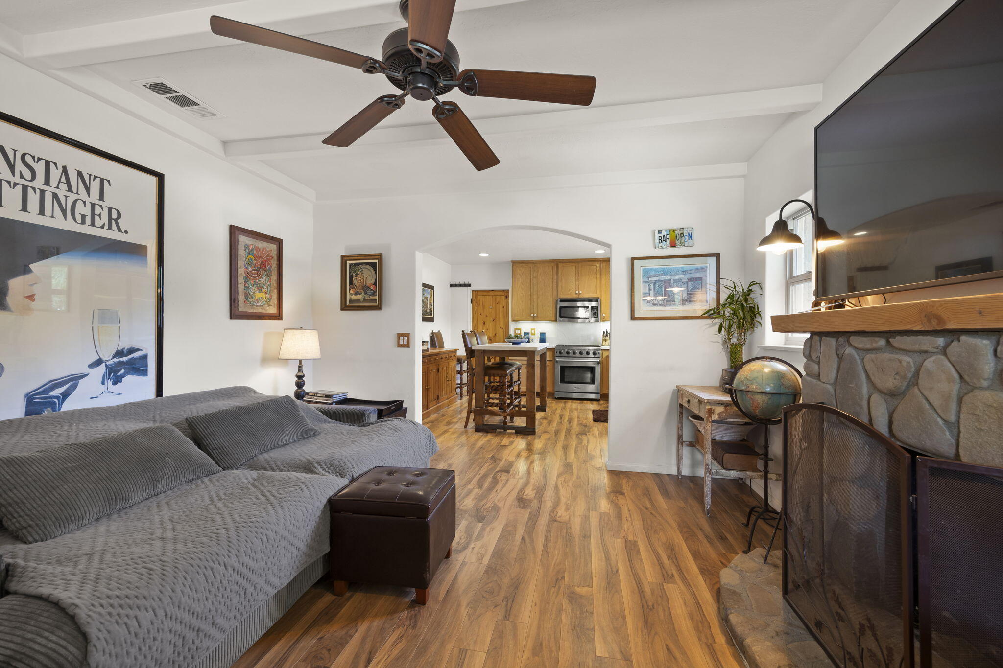 335 Burnham Road Oak View, CA 93022 - Photo 17 of 50 7-web-or-mls-UpmarketMedia_335B-18