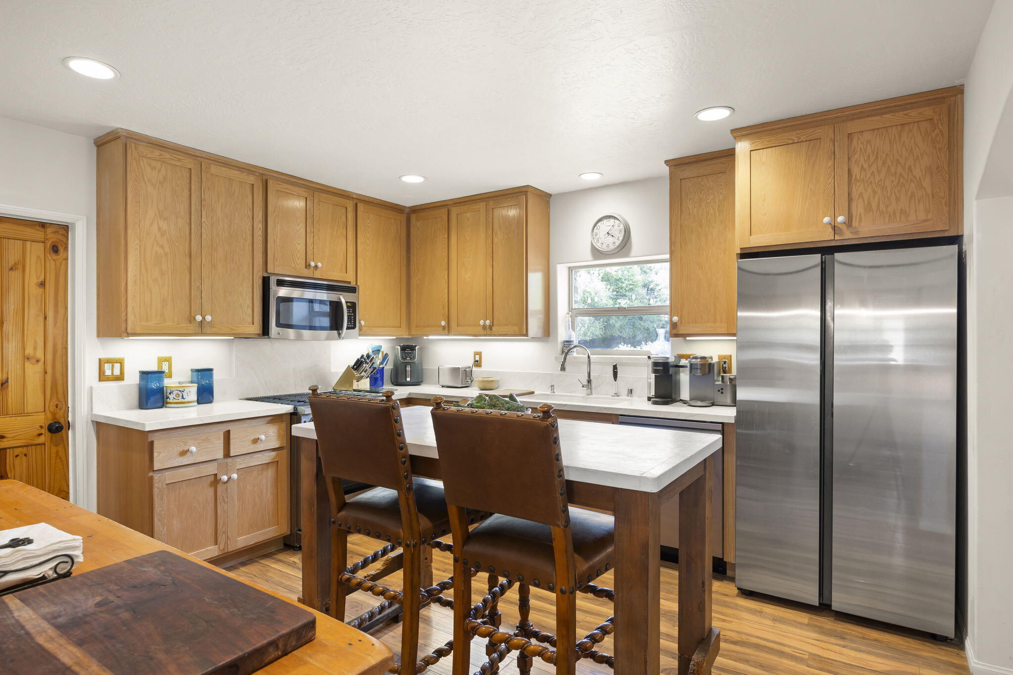 335 Burnham Road Oak View, CA 93022 - Photo 19 of 50 7b-web-or-mls-UpmarketMedia_335B-27