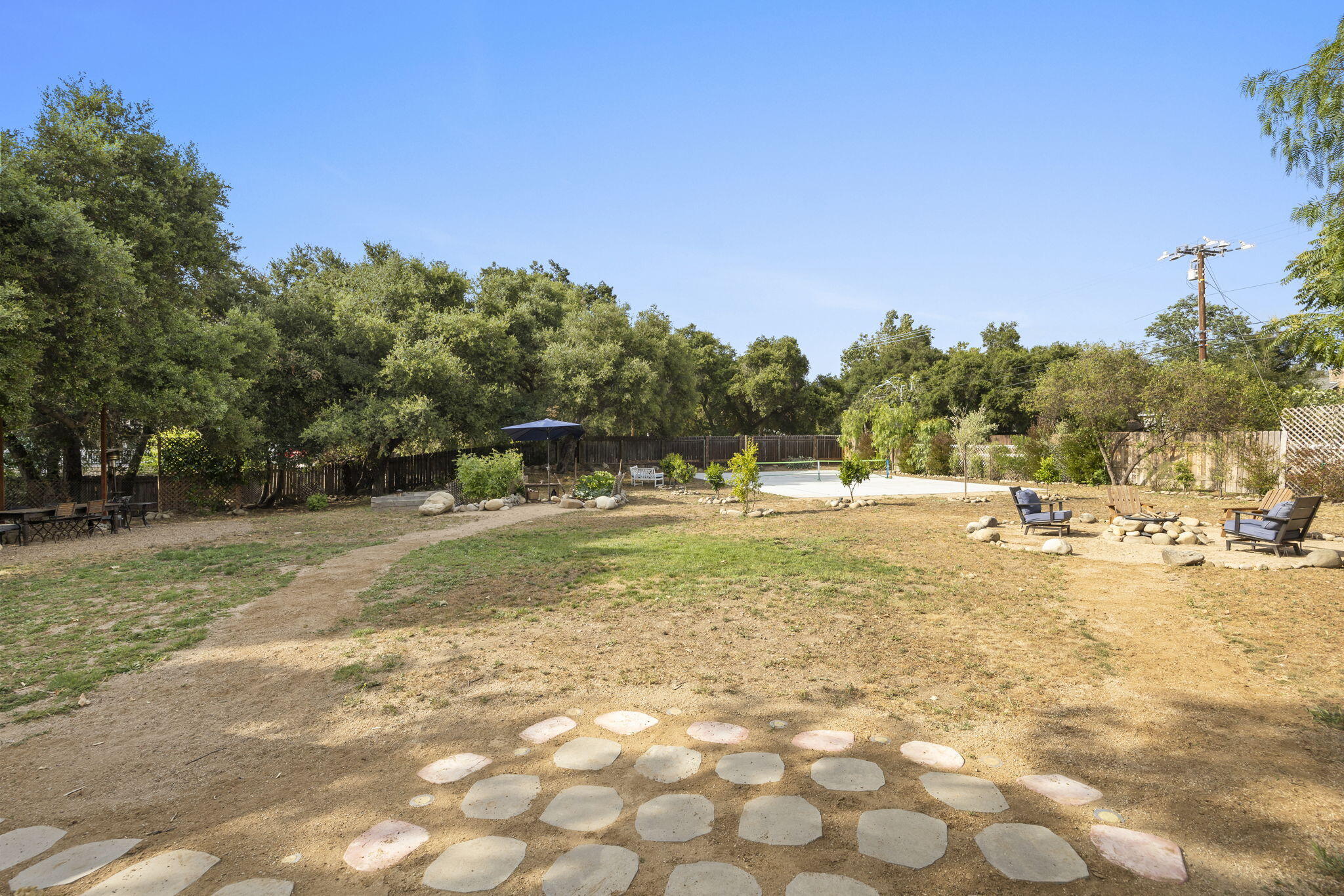 335 Burnham Road Oak View, CA 93022 - Photo 21 of 50 7c-web-or-mls-UpmarketMedia_335B-129