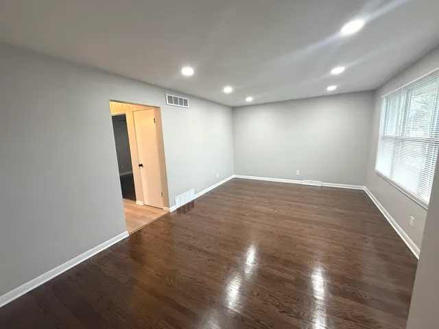 $269,000 | 494 Buffalo Avenue, Calumet City, IL 60409