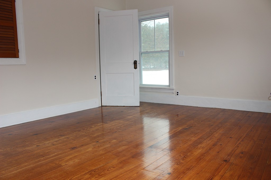 1595 South Athol Road Athol, MA 01331 - Photo 16 of 20