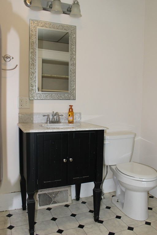 1595 South Athol Road Athol, MA 01331 - Photo 7 of 20
