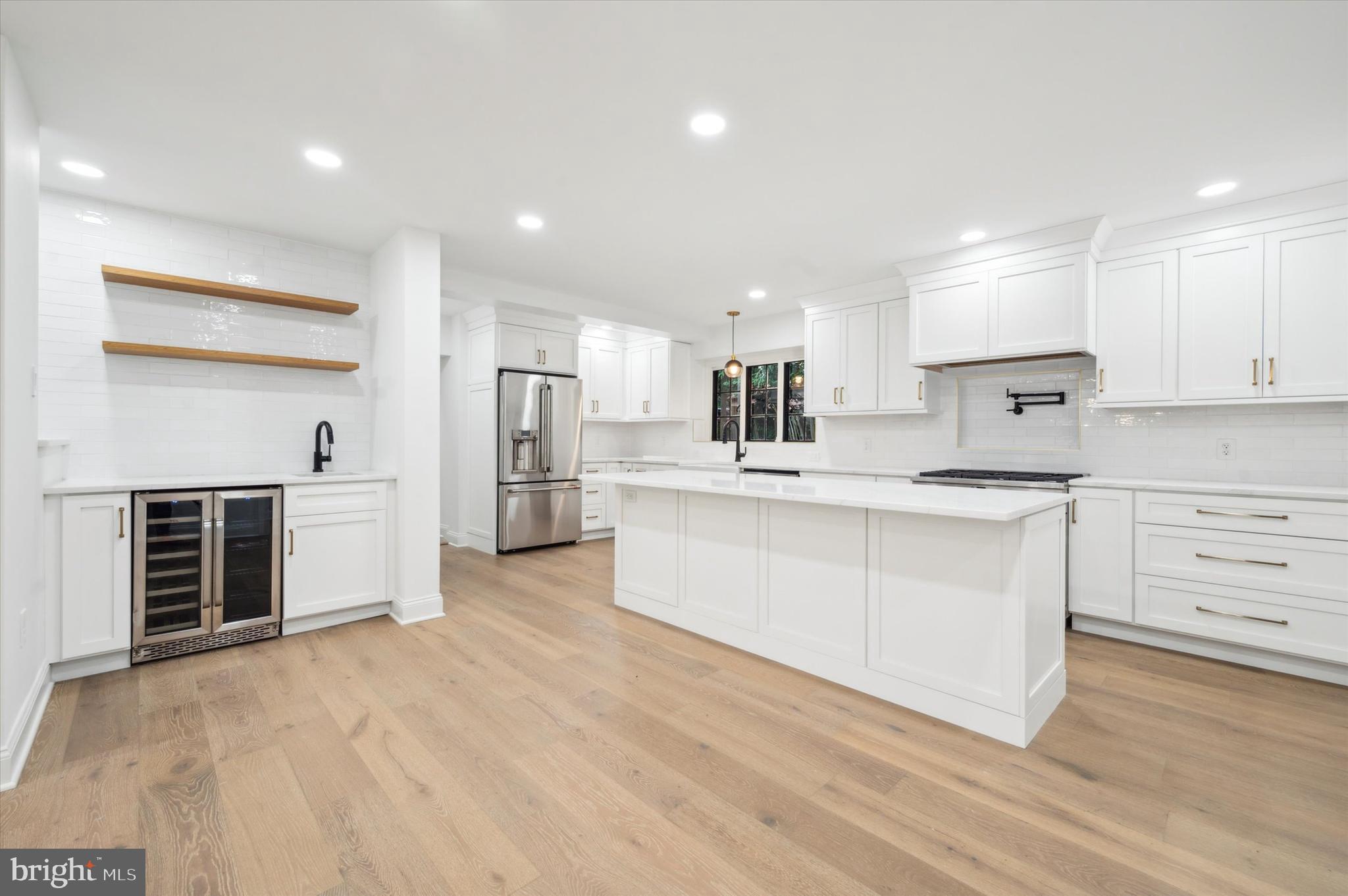 660 Parrish Road Swarthmore, PA 19081 - Photo 4 of 72