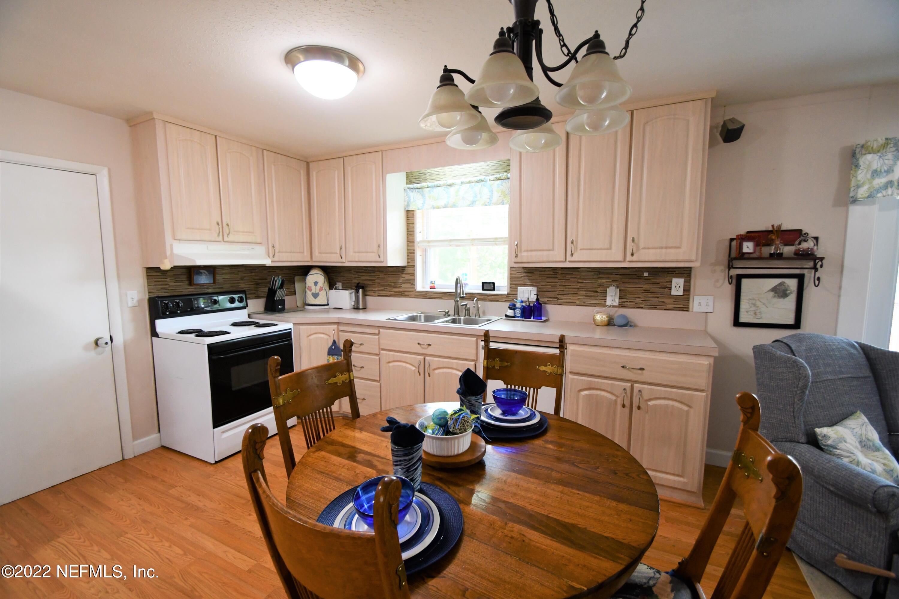 4960 Eulace Road Jacksonville, FL 32210 - Photo 8 of 33 DSC_2523