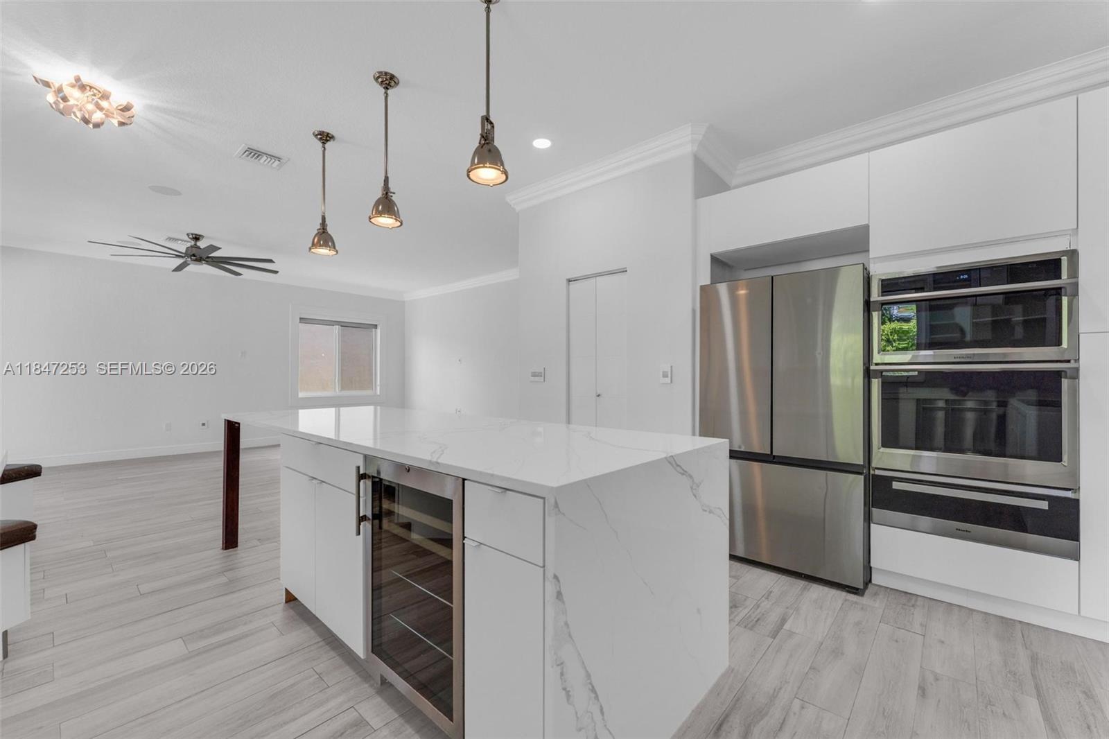 2128 Southwest 176th Terrace Miramar, FL 33029 - Photo 4 of 45