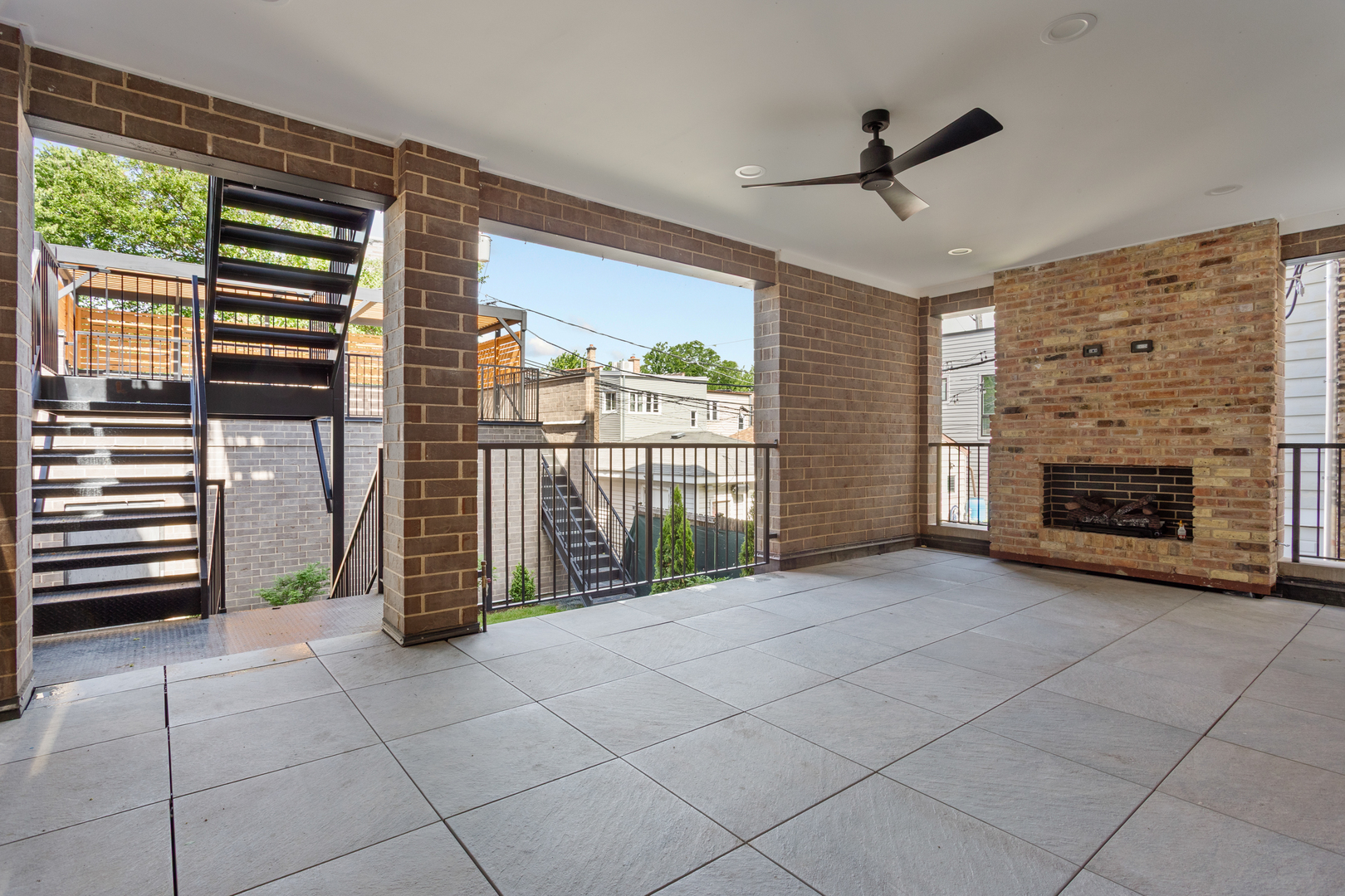 3740 North Racine Avenue, Unit 1 Chicago, IL 60613 - Photo 19 of 40