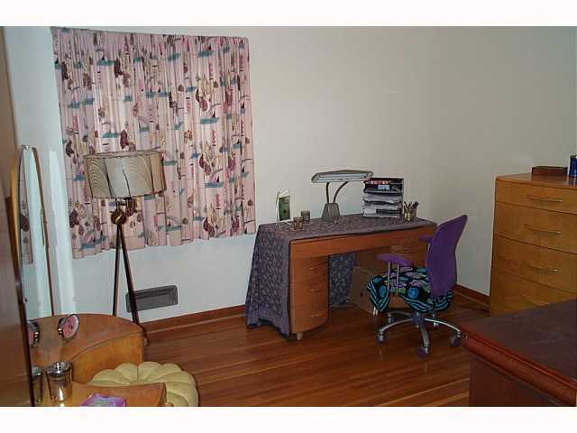 3331 Colchester Road Columbus, OH 43221 - Photo 11 of 17