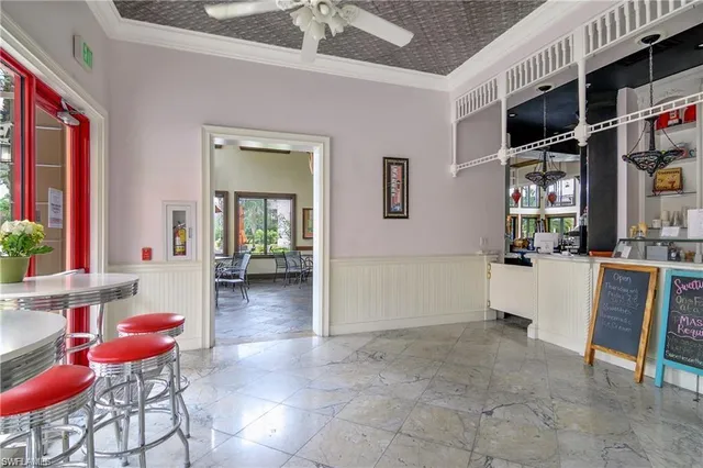 a view of livingroom with furniture and windows