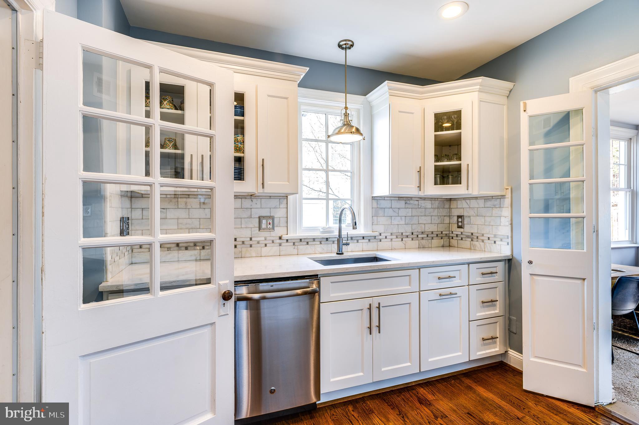 118 East Glebe Road Alexandria, VA 22305 - Photo 12 of 33 Kitchen Remolded in 2016