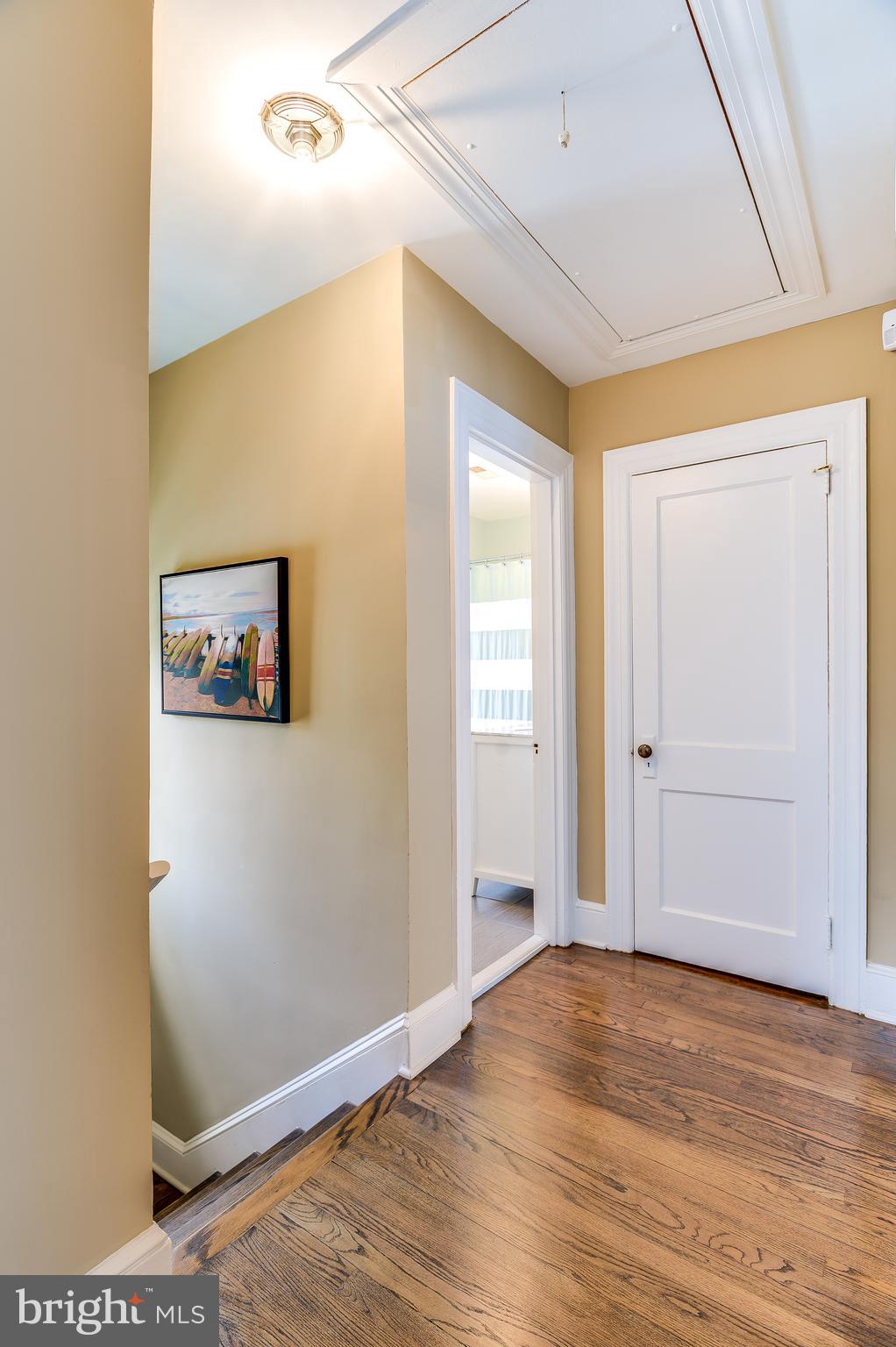 118 East Glebe Road Alexandria, VA 22305 - Photo 16 of 33 Upper Hall with Linen Closet