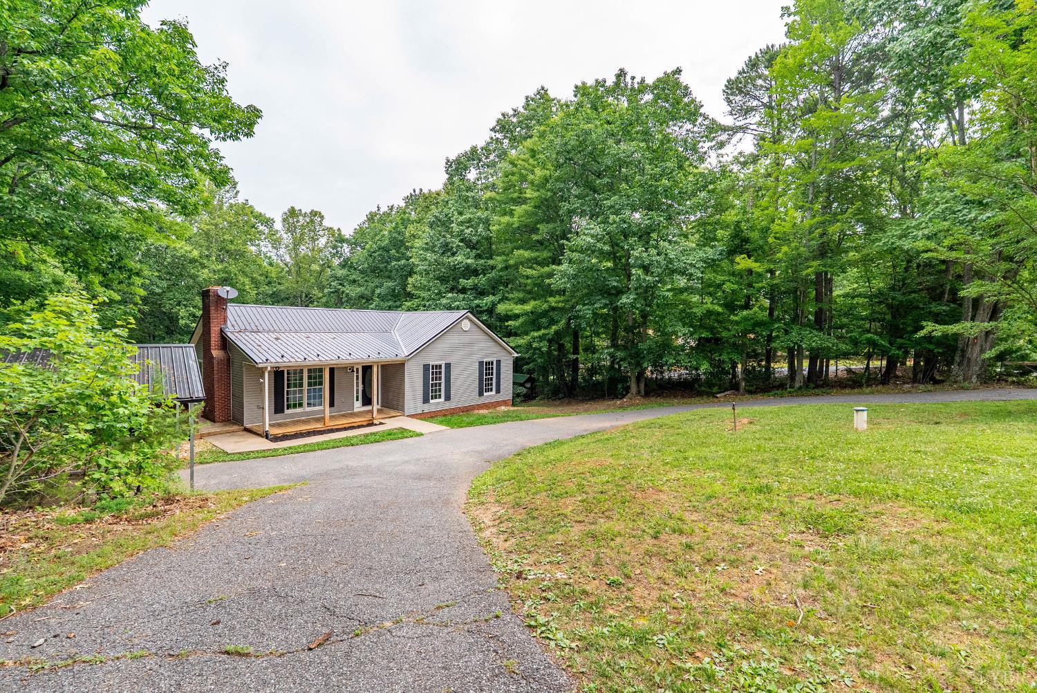 137 Deer Path Rustburg, VA 24588 - Photo 54 of 61
