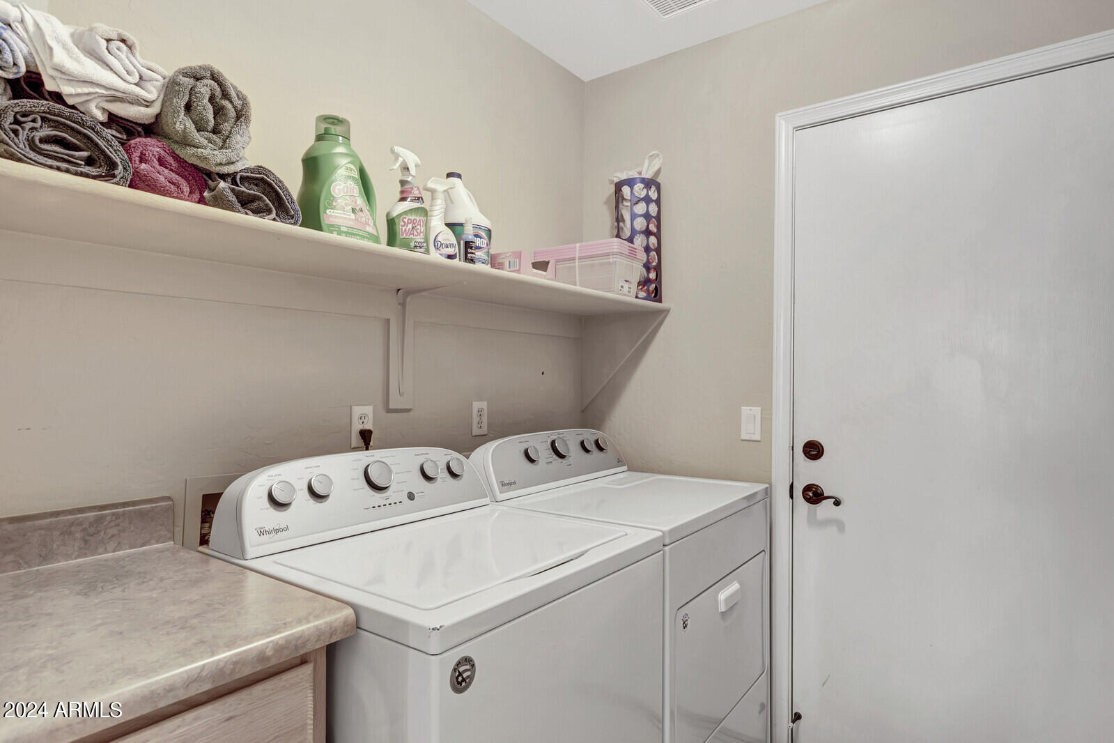 4343 East Mossman Drive Phoenix, AZ 85050 - Photo 15 of 36 a utility room with dryer and washer