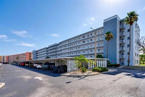 $243,500 | 5925 Shore Boulevard South, Unit 108, Gulfport, FL 33707