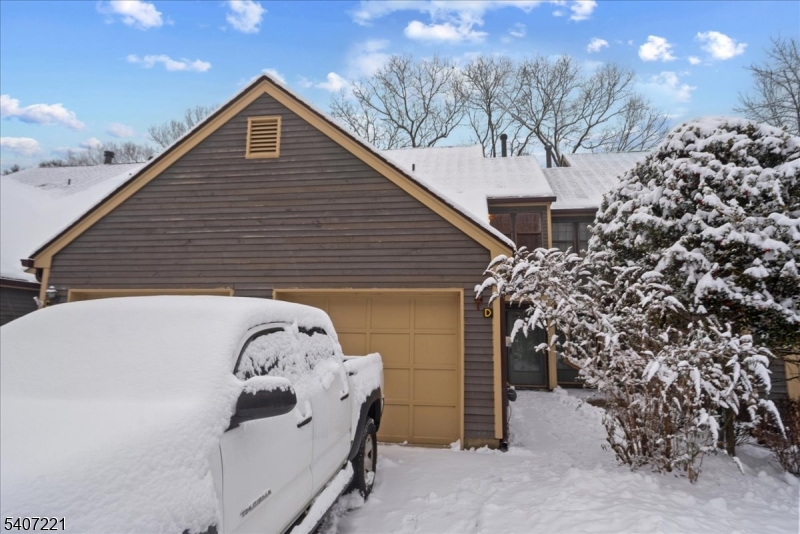 33 Concord Road, Unit D West Milford, NJ 07480 - Photo 11 of 39 a front view of a house with garden