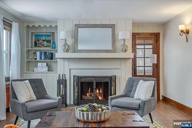 $999,000 | 8 Highmont Terrace, Montclair, NJ 07042