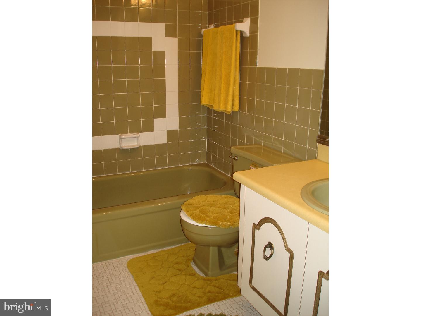 440 Rennard Street Philadelphia, PA 19116 - Photo 17 of 25 Gallery Image 17