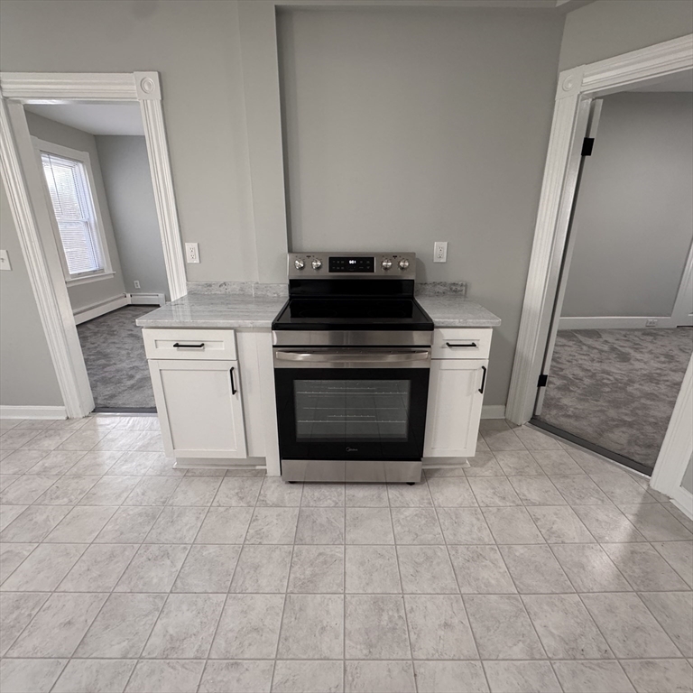 77 Oak Street, Unit 2 Gardner, MA 01440 - Photo 5 of 16 Gallery Image 5