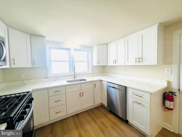 $289,900 | 617 3rd Street, Beverly, NJ 08010