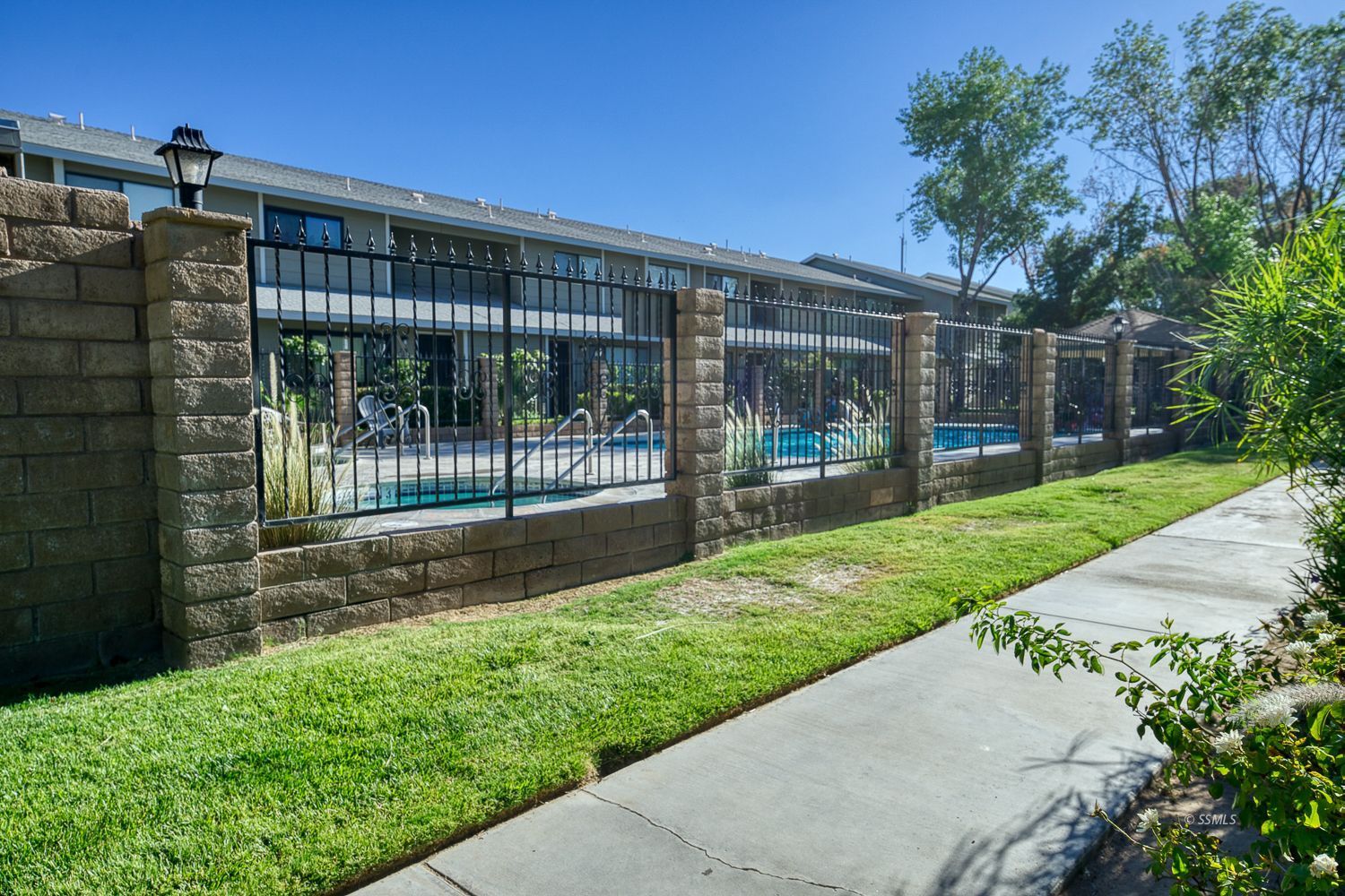 209 East Upjohn Avenue Ridgecrest, CA 93555 - Photo 41 of 44